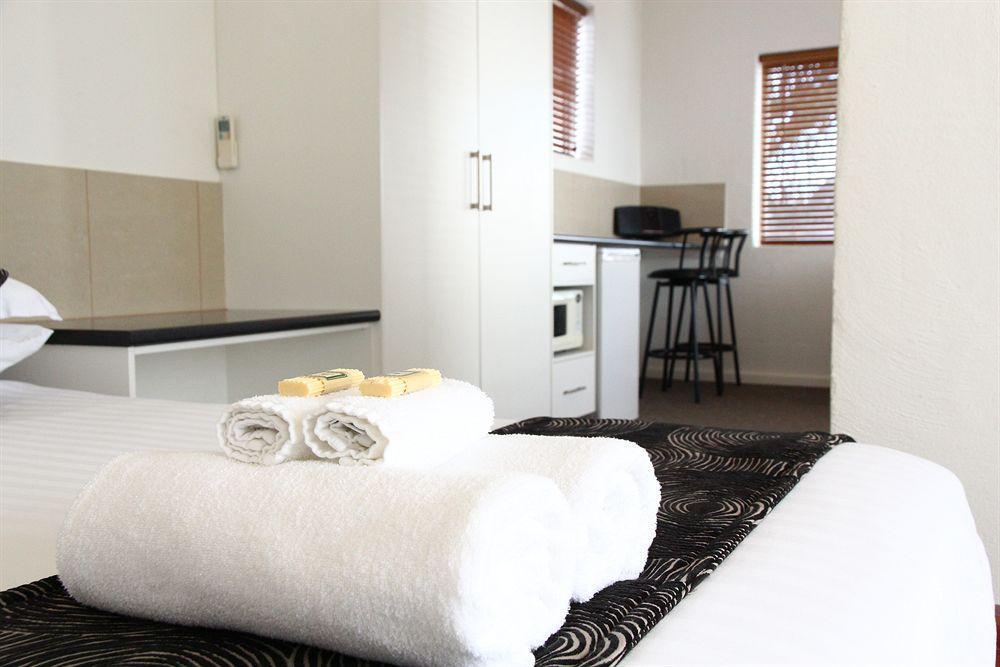 Bay 10 - Suites And Apartments Port Lincoln Kültér fotó