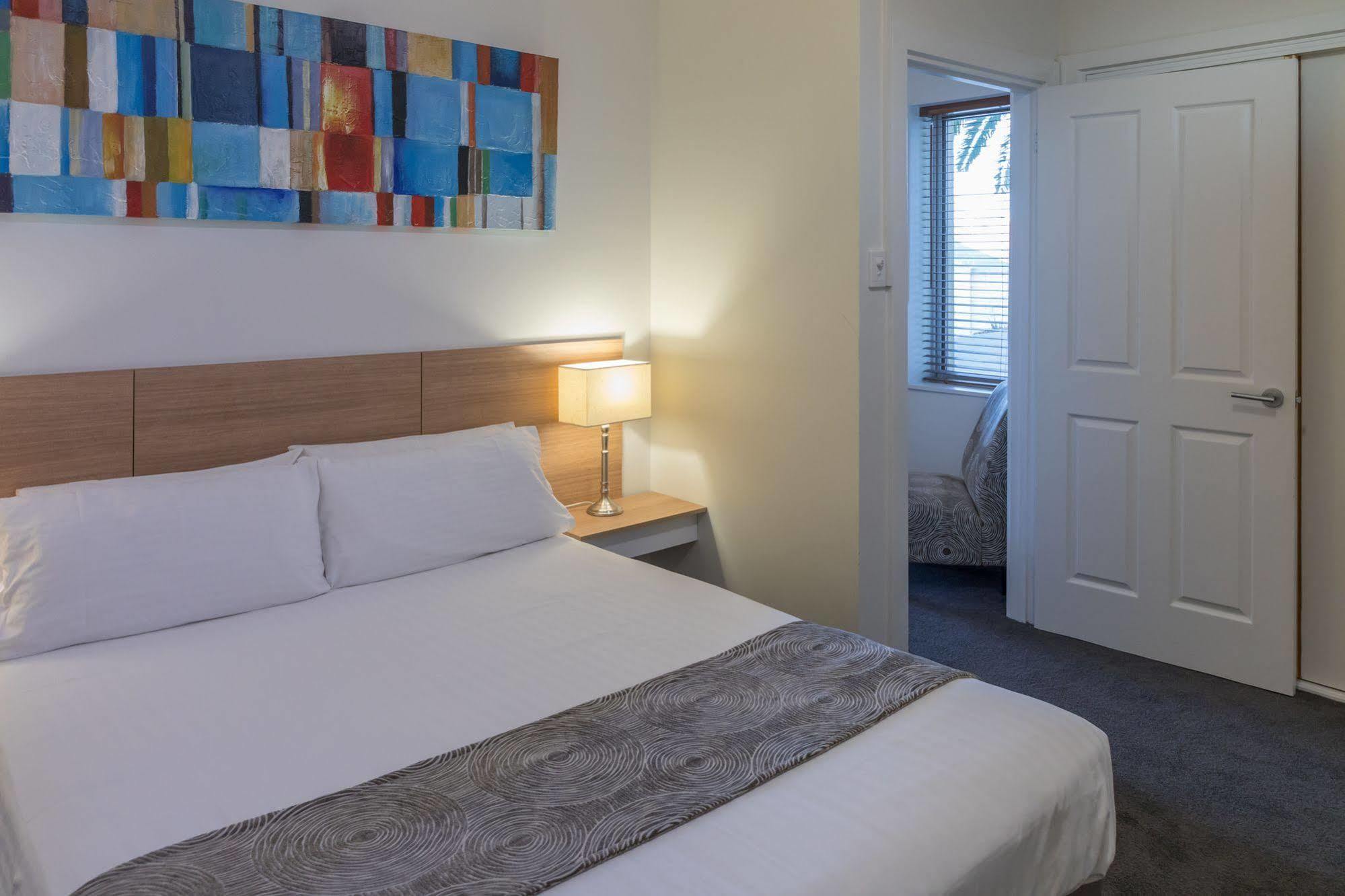 Bay 10 - Suites And Apartments Port Lincoln Kültér fotó