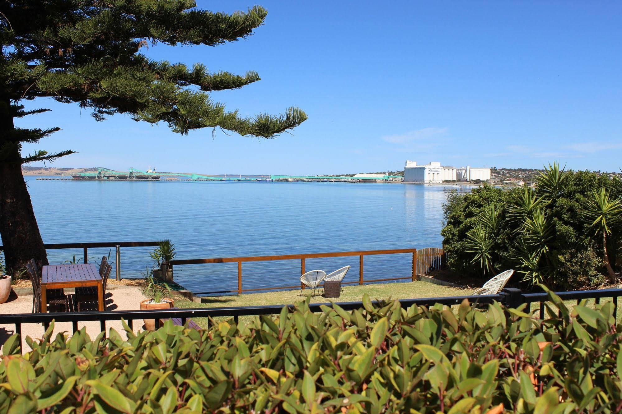 Bay 10 - Suites And Apartments Port Lincoln Kültér fotó