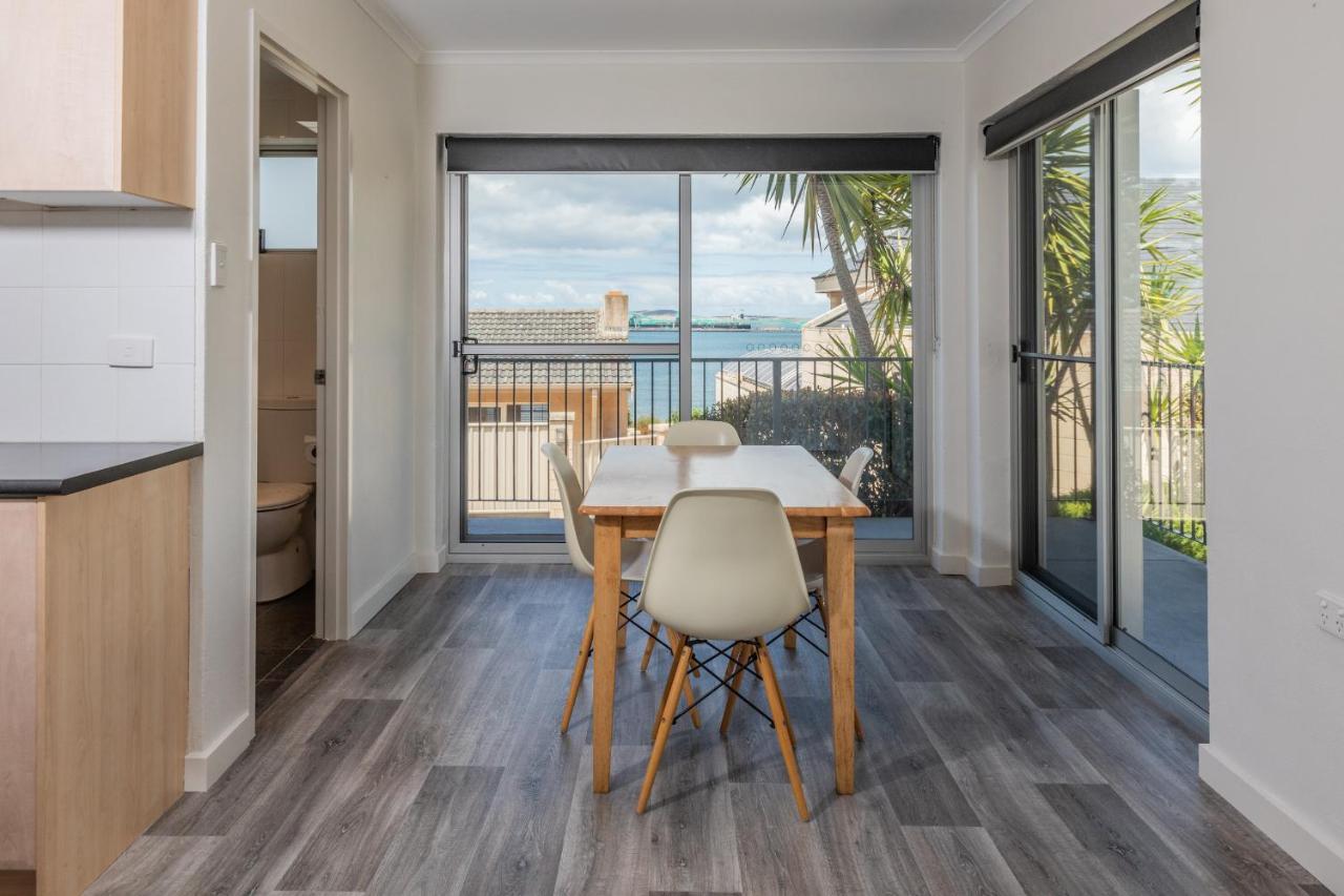Bay 10 - Suites And Apartments Port Lincoln Kültér fotó