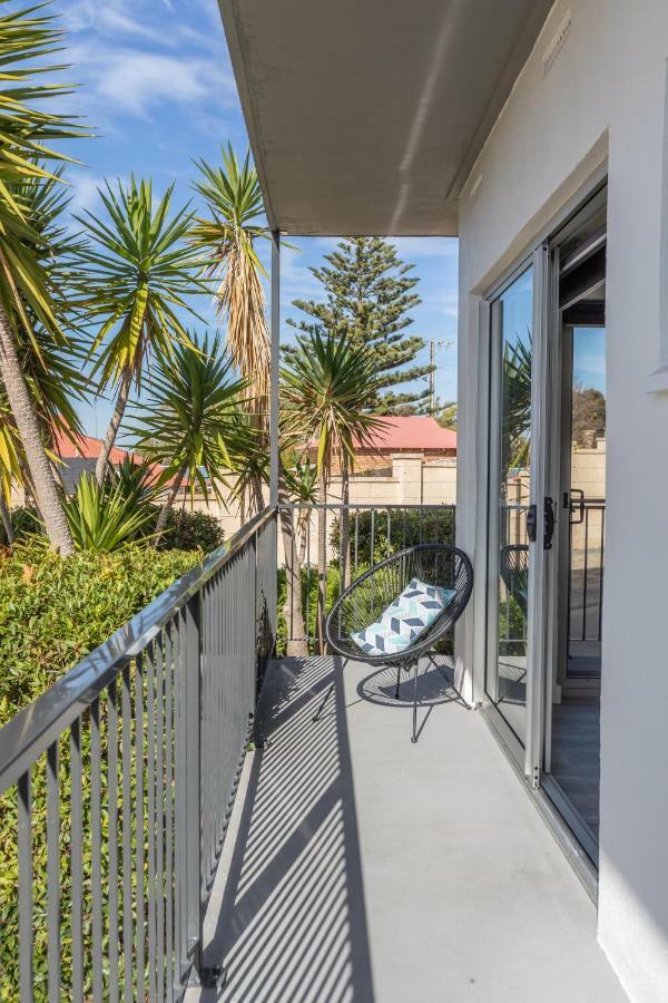 Bay 10 - Suites And Apartments Port Lincoln Kültér fotó